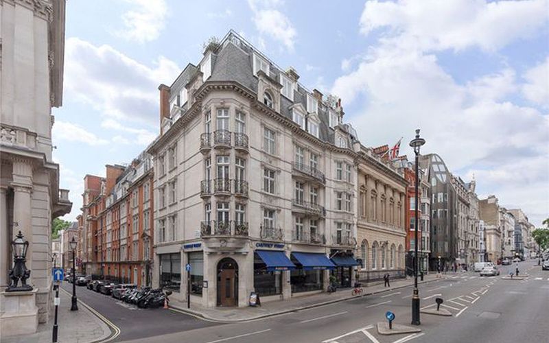 Shipping tycoon purchases prime central london real estate